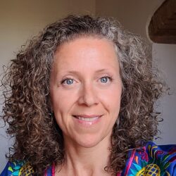 Beads of Light;A Story of Alignment;Enrica Ferruzzi
